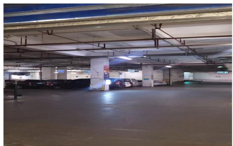 峰景華庭地下停車位