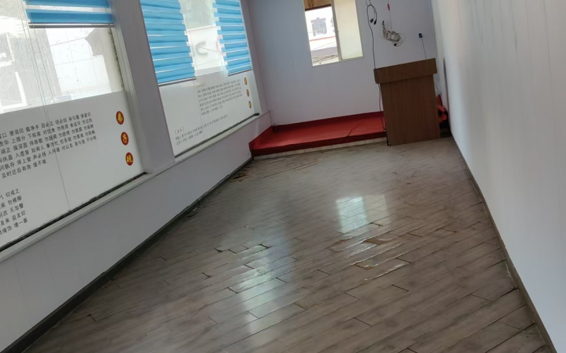 貴州省機(jī)關(guān)事務(wù)管理局國有資產(chǎn)管理服務(wù)中心貴陽市云巖區(qū)陜西路3A號附104號一層、二層門面招租