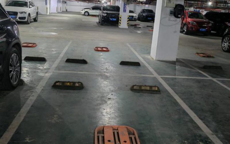 貴州省機(jī)關(guān)事務(wù)管理局國(guó)有資產(chǎn)管理服務(wù)中心貴陽(yáng)市南明區(qū)市南路57號(hào)陽(yáng)光100小區(qū)停車位2個(gè)招租