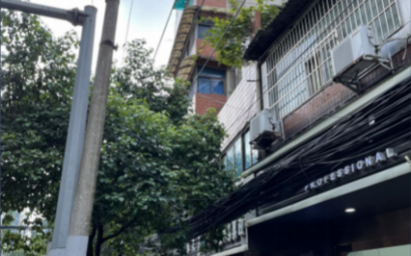 貴陽市云巖區(qū)金倉路40號(hào)附2號(hào)門面招租